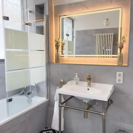 Apartment Exklusives Century